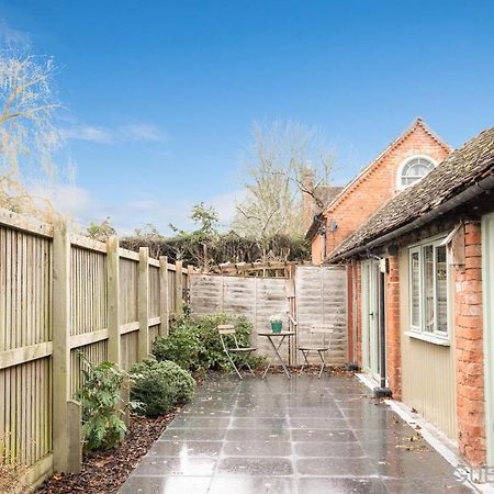 Host & Stay - Snodsbury Barn Upton Snodsbury Exterior photo